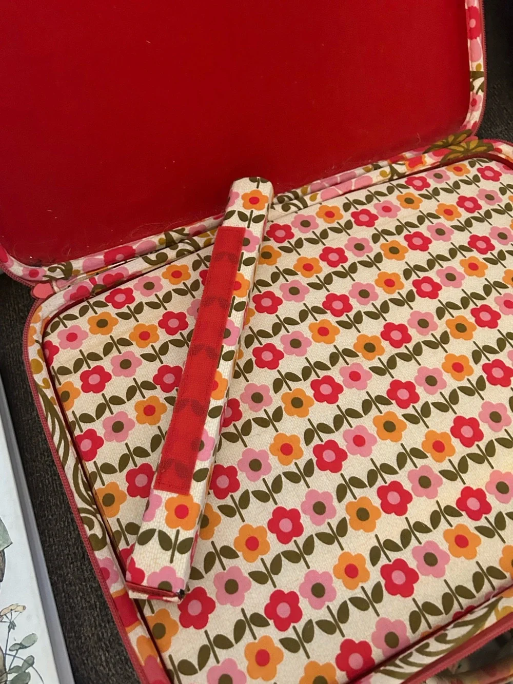 Vera Bradley Quilted Floral hard shell Laptop Tote Bag in Pink & Orange